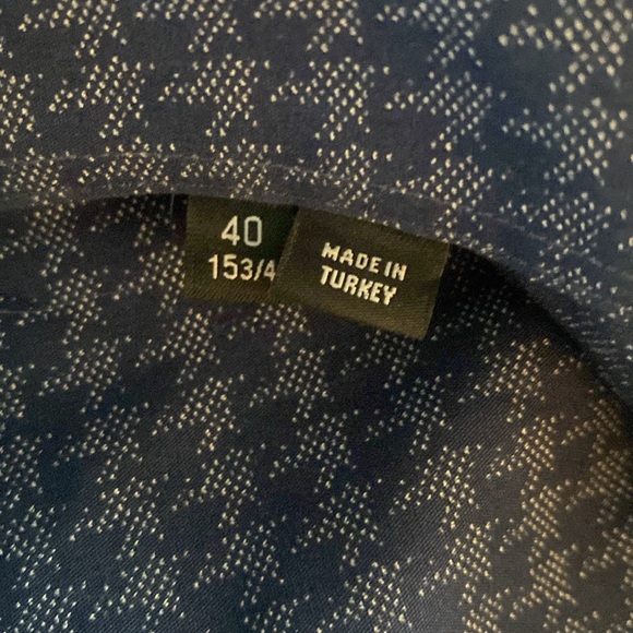 🍍HUGO BOSS BUTTON UP SHIRT🍍SLIM FIT🍍40 15 3/4🍍Q-2 - Picture 3 of 4